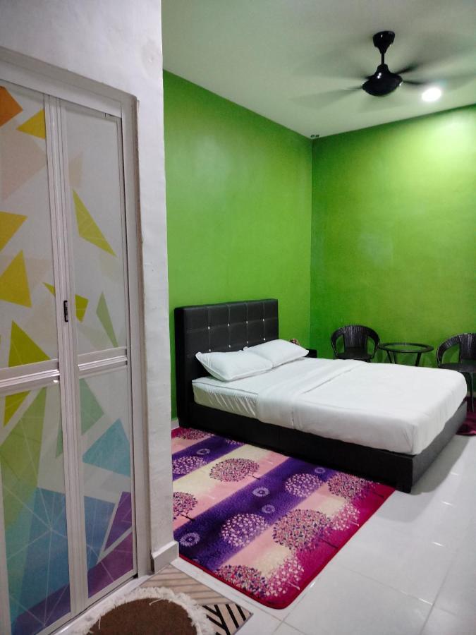 Myhomestay07 Kangar Esterno foto
